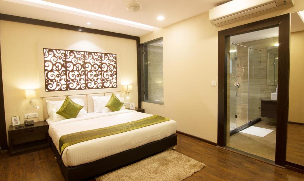 Hotel Kc Manor Jamshedpur Exterior foto