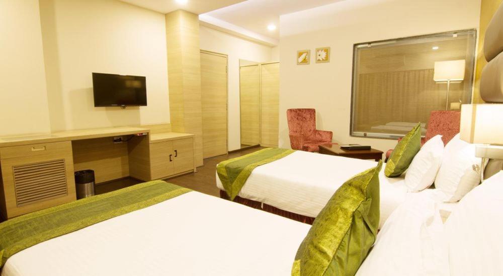 Hotel Kc Manor Jamshedpur Exterior foto