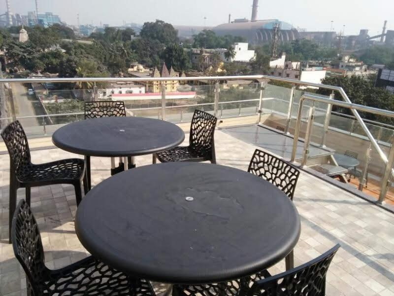 Hotel Kc Manor Jamshedpur Exterior foto